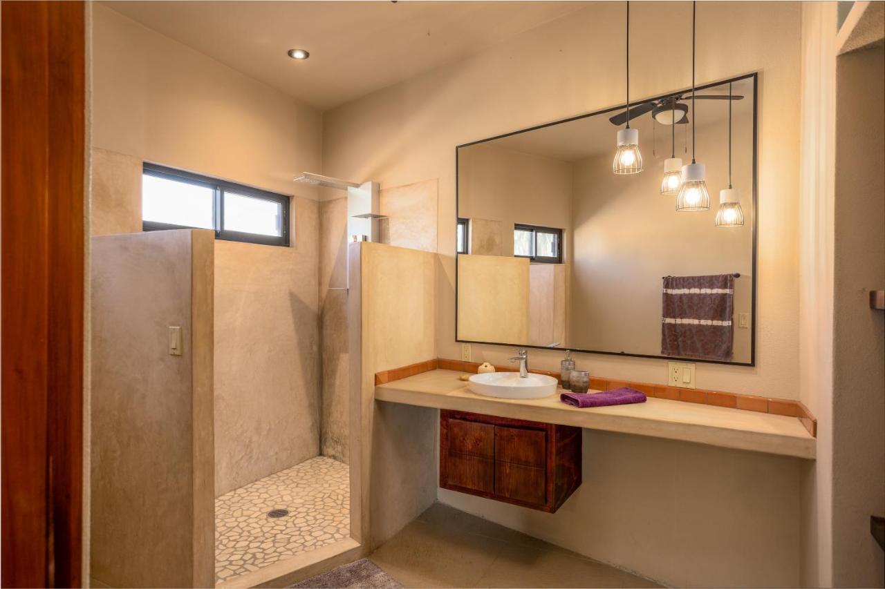 Hotel Hondo 罗斯巴利勒斯 外观 照片