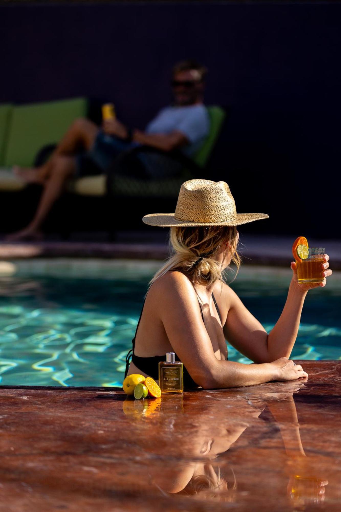 Hotel Hondo 罗斯巴利勒斯 外观 照片